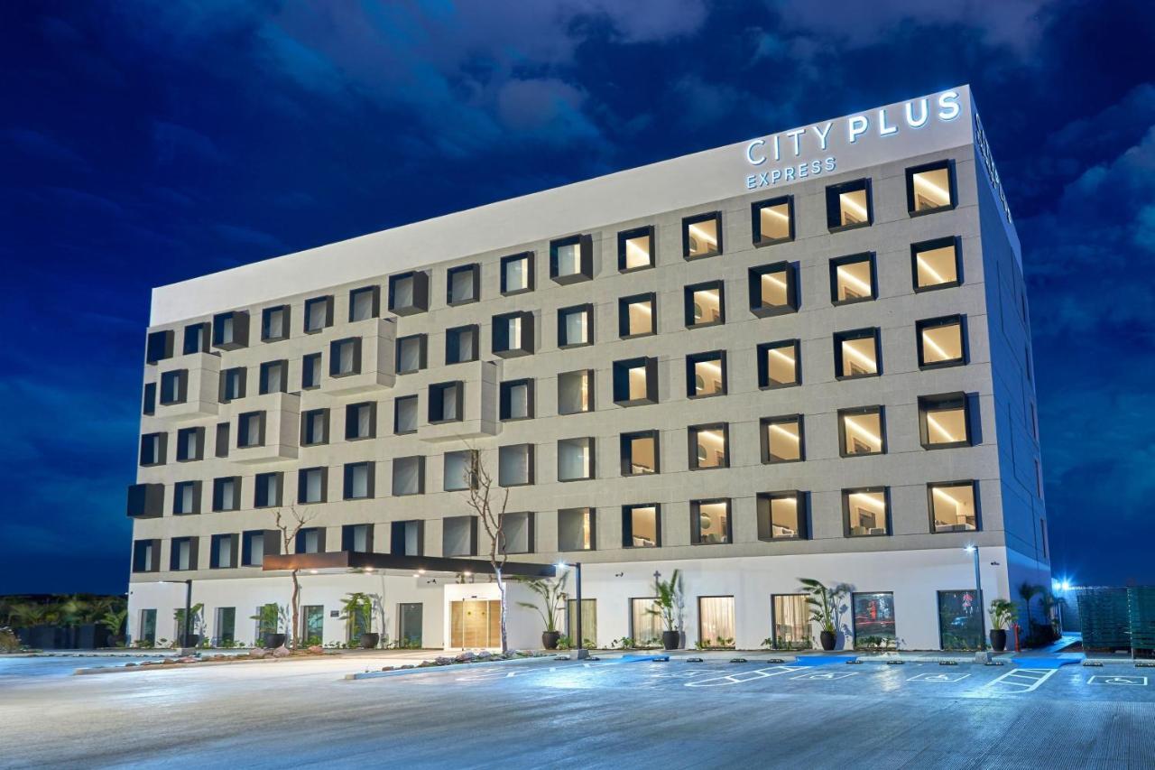City Express Plus By Marriott Mazatlán Exterior foto